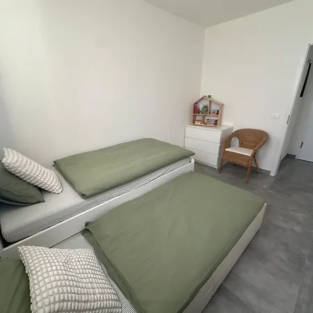 Ca Meriggio Bright Within Walking Distance Of The River Apartment Losone