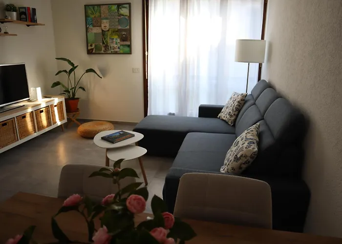 Apartment Ca Meriggio Bright Within Walking Distance Of The River *