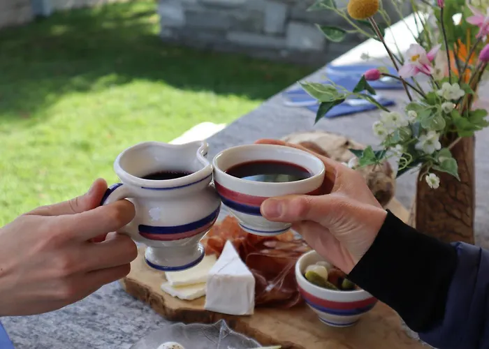 Ca Meriggio Bright Within Walking Distance Of The River Apartment *