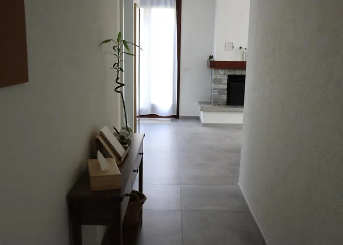 Ca Meriggio Bright Within Walking Distance Of The River Apartment *