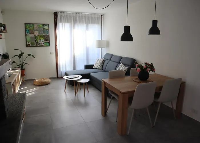 Apartment Ca Meriggio Bright Within Walking Distance Of The River