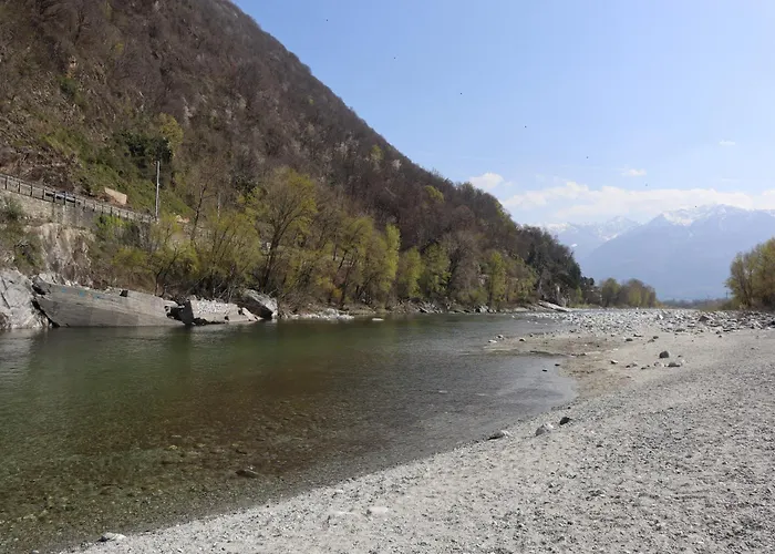 Apartment Ca Meriggio Bright Within Walking Distance Of The River Losone