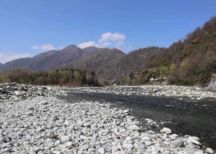 Ca Meriggio Bright Within Walking Distance Of The River Losone