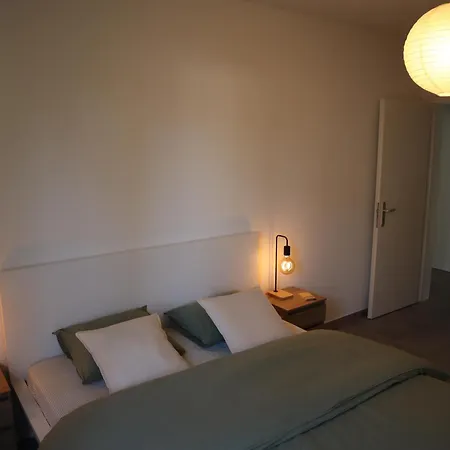 Cà Meriggio Bright Within Walking Distance Of The River *